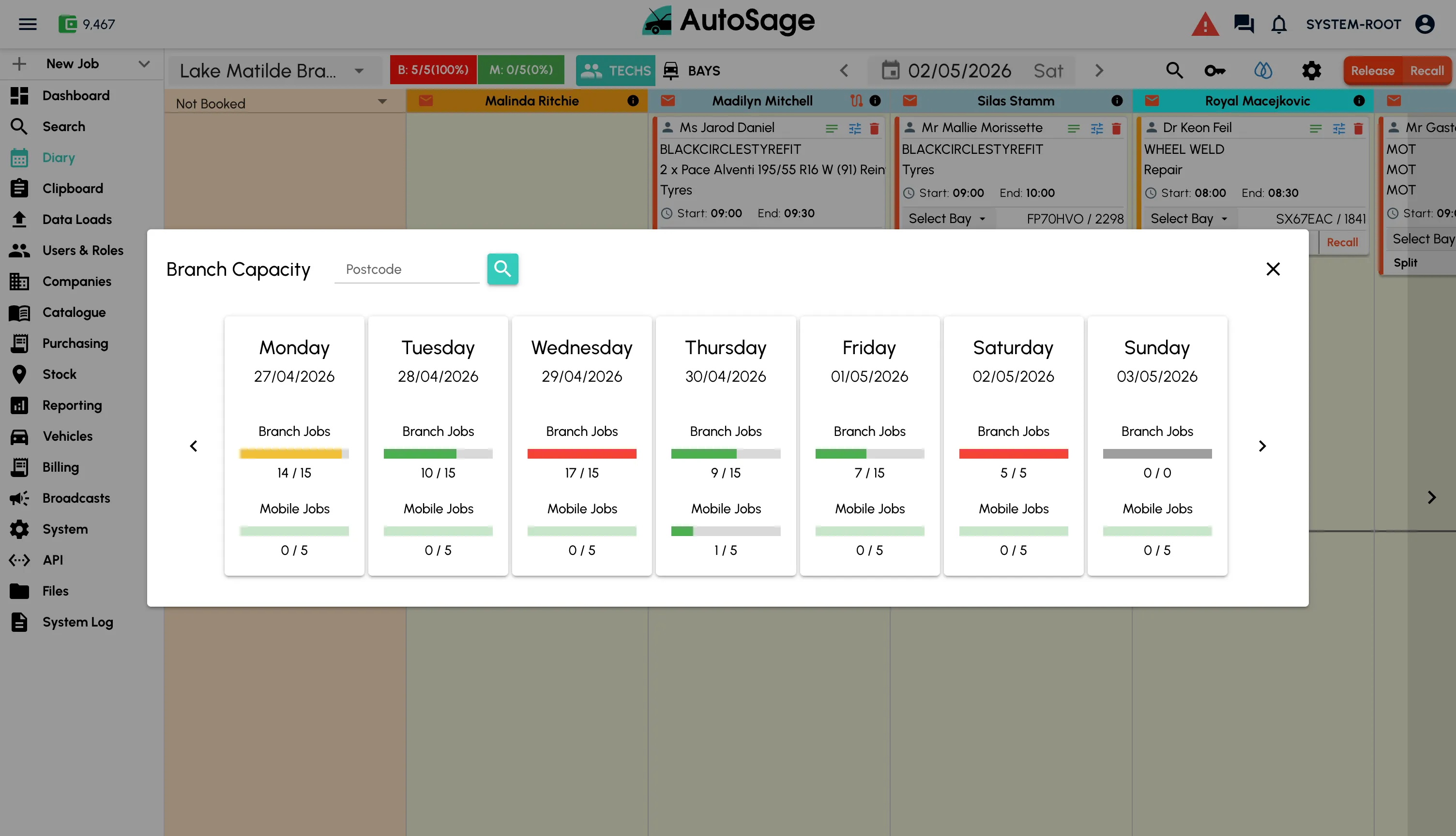 Workshop scheduling software showing technician allocation and daily workload